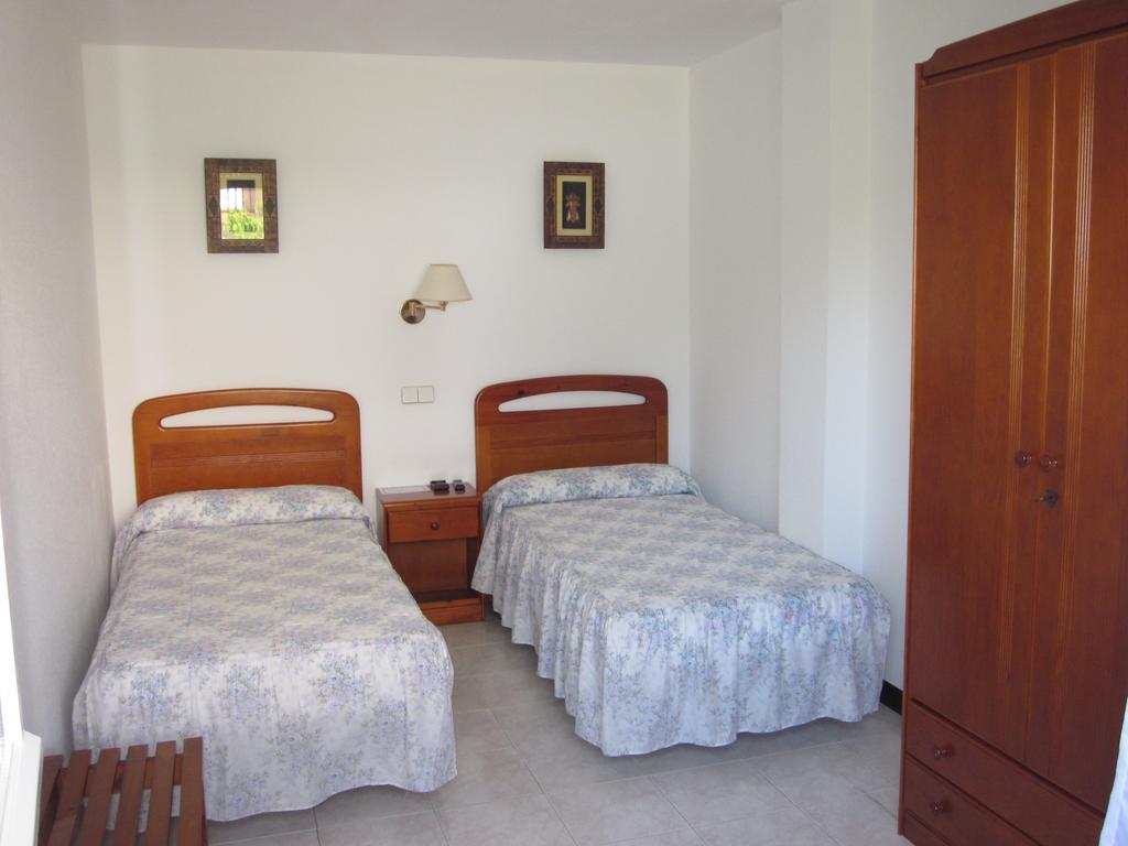 Habitaciones Lopez Azcona Noja Zimmer foto
