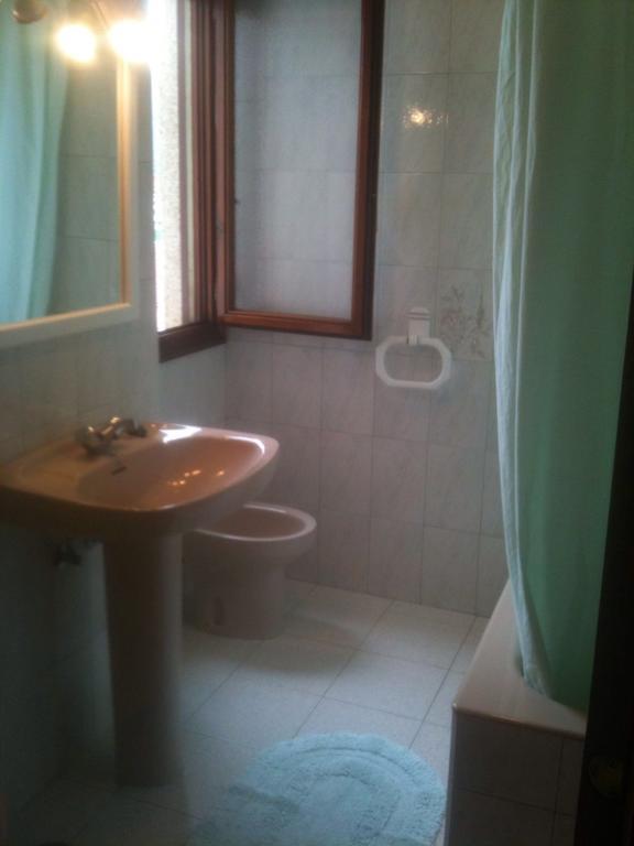 Habitaciones Lopez Azcona Noja Exterior foto